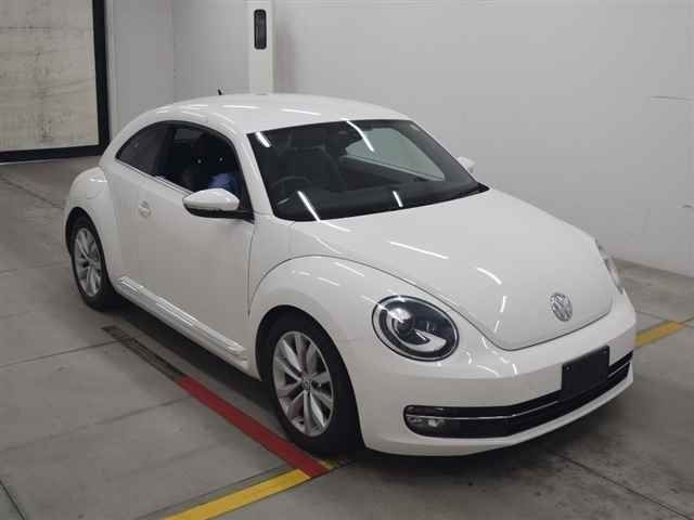 60022 Volkswagen The beetle 16CBZ 2012 г. (MIRIVE Osaka)